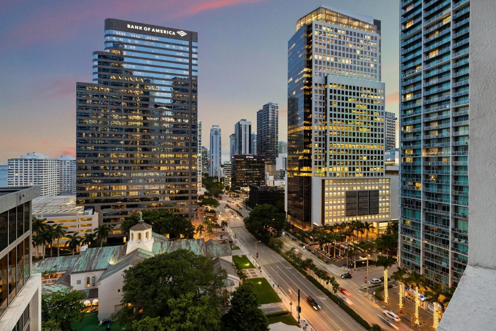 Downtown Brickell- Free Pool -gym- * Miami