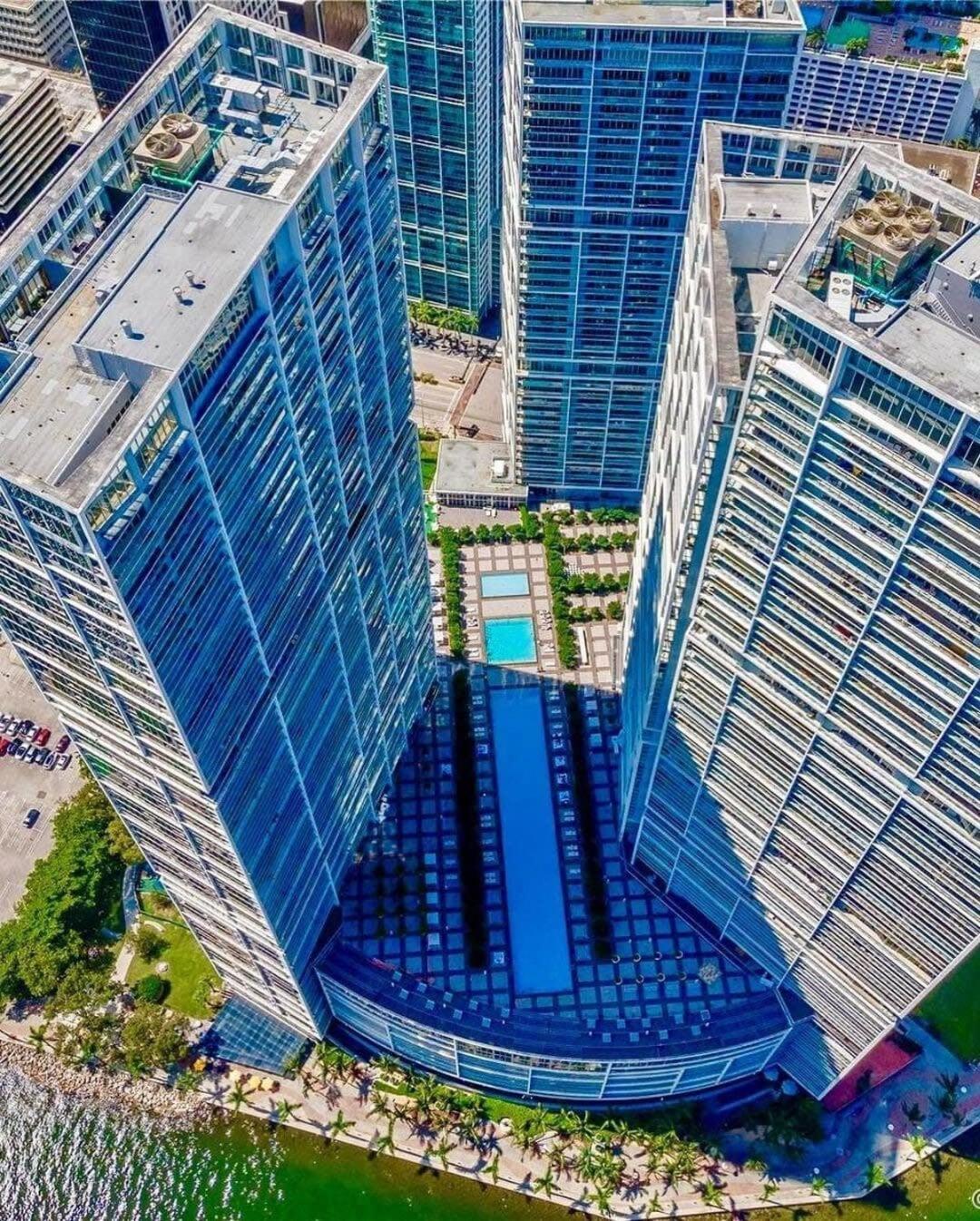 Downtown Brickell- Free Pool -gym-